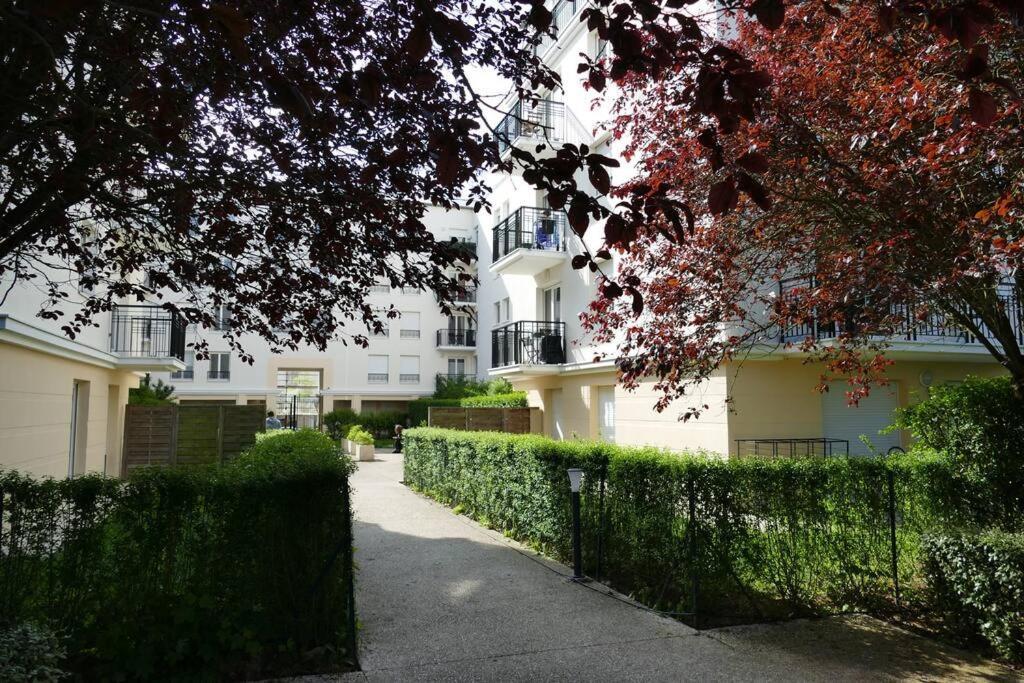 Disneyland Paris, Appartement 70M², Parking Prive Serris Exteriör bild